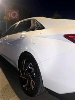 هیوندای ئەلەنترا